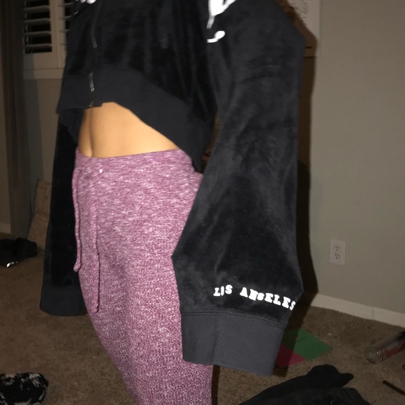 JUICY cropped sweatshirt - Picture 3 of 5